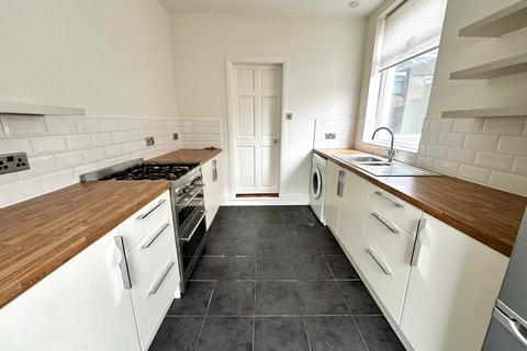 2 bedroom end of terrace house for sale, Clumber Street, Hull, HU5
