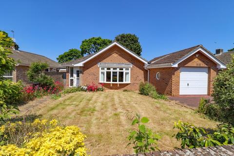 3 bedroom detached bungalow for sale, Richmond Drive, Hayling Island