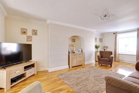 3 bedroom end of terrace house for sale, Maxey Road, Dagenham RM9
