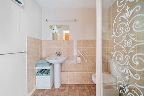 1 bedroom flat for sale, South Street, Farnham, GU9