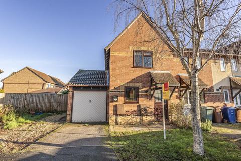 2 bedroom end of terrace house to rent, Acorn CLose,  Bicester,  OX26