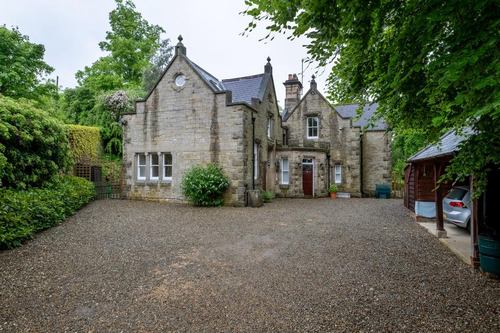 Corbridge NE45 4 bed detached house to rent £2,000 pcm (£462 pw)