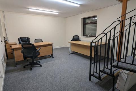 Serviced office to rent, Wigan Road, Ashton in Makerfield WN4