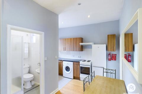 1 bedroom property to rent, High Road, Leytonstone, London, E11