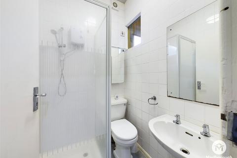 1 bedroom property to rent, High Road, Leytonstone, London, E11