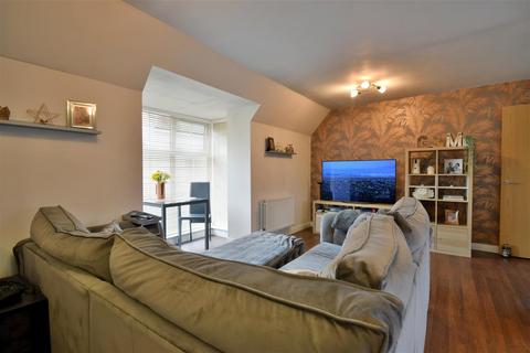 2 bedroom apartment for sale, Lambourne Chase, Chelmsford
