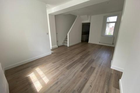 38 Lewis Road, Neath, SA11 1DX