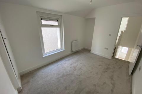 38 Lewis Road, Neath, SA11 1DX