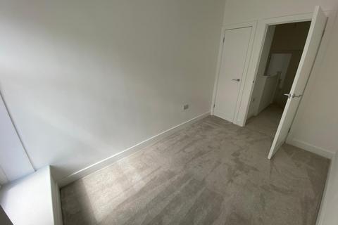 38 Lewis Road, Neath, SA11 1DX
