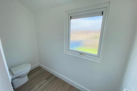 38 Lewis Road, Neath, SA11 1DX