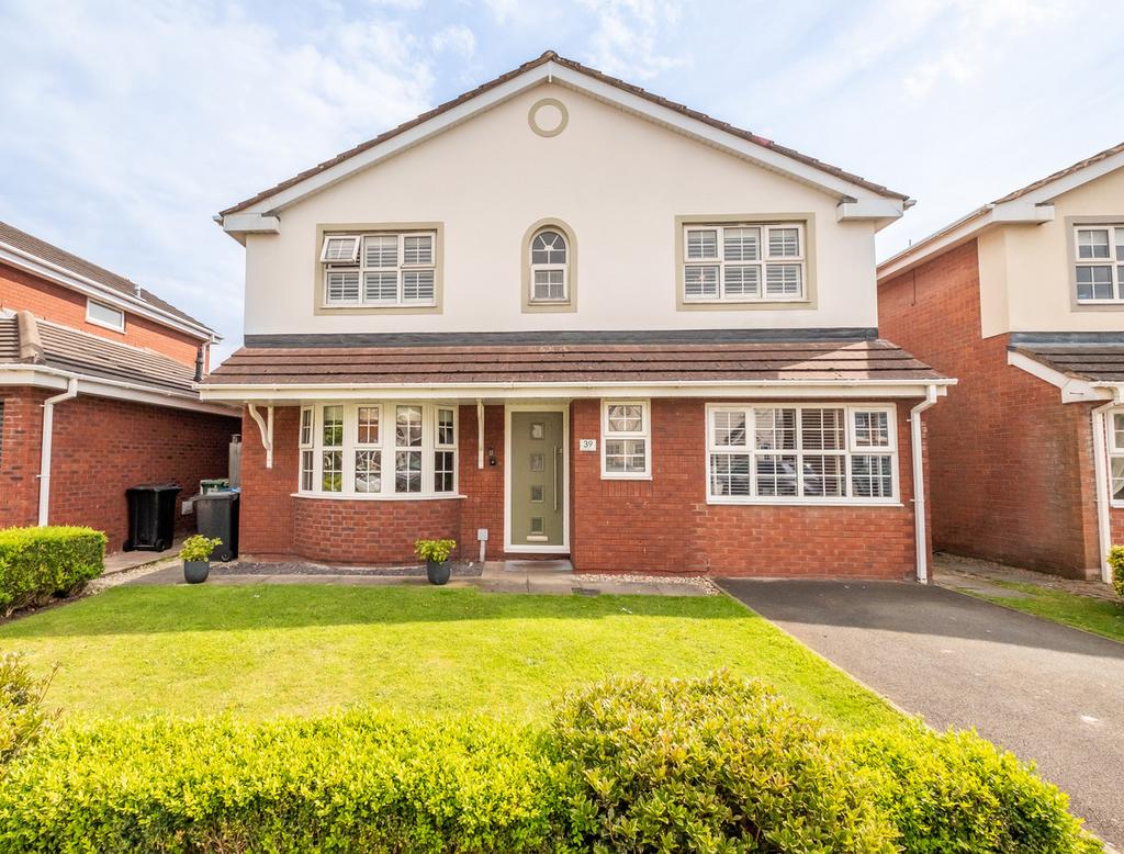 Hermitage Way, Lytham St. Annes, FY8 4 bed detached house for sale £