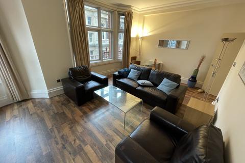 2 bedroom flat to rent, Chamberlain Court, Edmund Street, Birmingham, B3