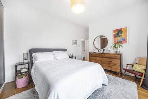 2 bedroom flat for sale, Palace Road, Lambeth