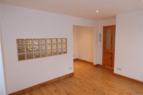 2 bedroom flat to rent, Priory Court, Priestthorpe Lane, Bingley, West Yorkshire, BD16