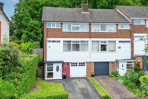 3 bedroom end of terrace house for sale, Ferney Hill Avenue, Batchley, Redditch B97 4RU
