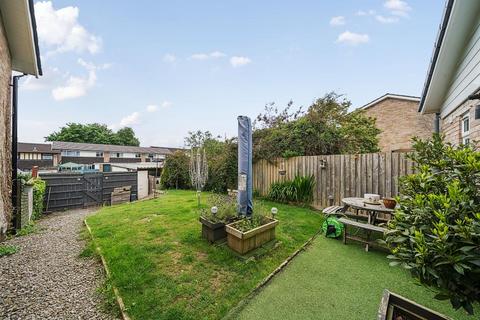 51 Greenfields, Kington, HR5 3AA