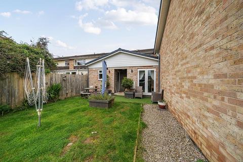 51 Greenfields, Kington, HR5 3AA