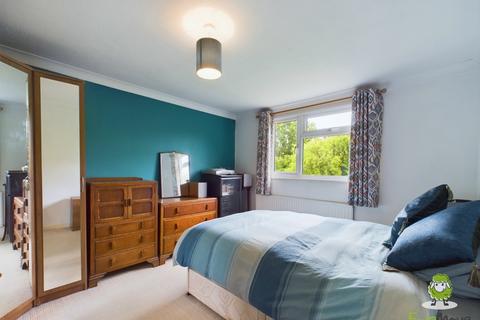4 bedroom detached house for sale, LONGBRIDGE ROAD, BRAMLEY, TADLEY, HAMPSHIRE, RG26