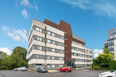 2 bedroom flat for sale, hayes, UB31ax