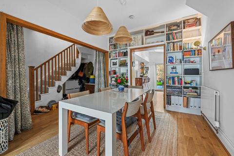 26 Strode Road, London, E7 0DU