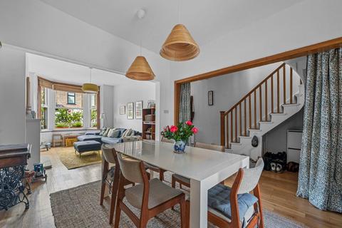 26 Strode Road, London, E7 0DU