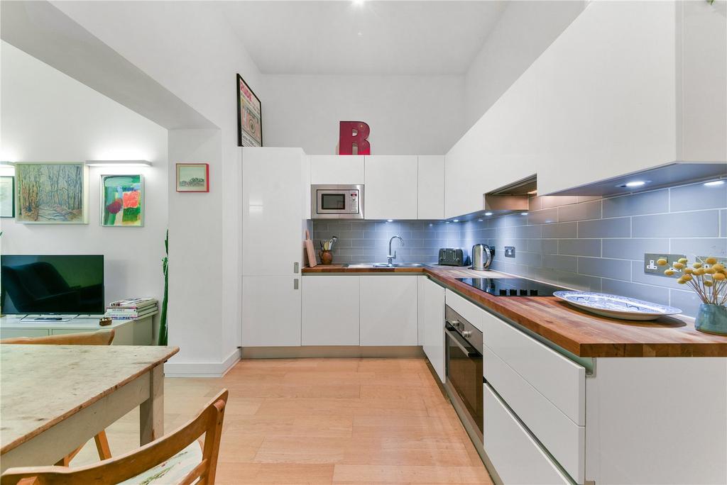 Living Room/Kitchen