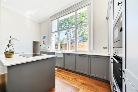 2 bedroom apartment for sale, Challoner Crescent, West Kensington, W14