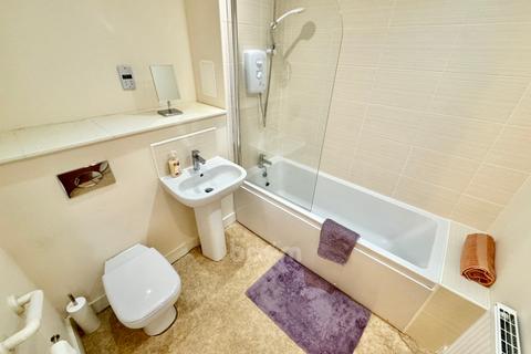 2 bedroom flat for sale, 17 Abbey View, Paisley