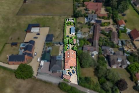 undefined, Ryalla Drift, South Wootton
