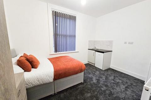 undefined, Warwick Road, Tyseley, Birmingham, B11