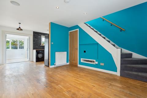 2 bedroom end of terrace house for sale, Craigs Park, Corstorphine, Edinburgh, EH12 8UL