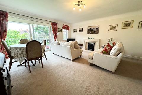 2 bedroom apartment for sale, Andrews Lane, Formby, Liverpool, L37