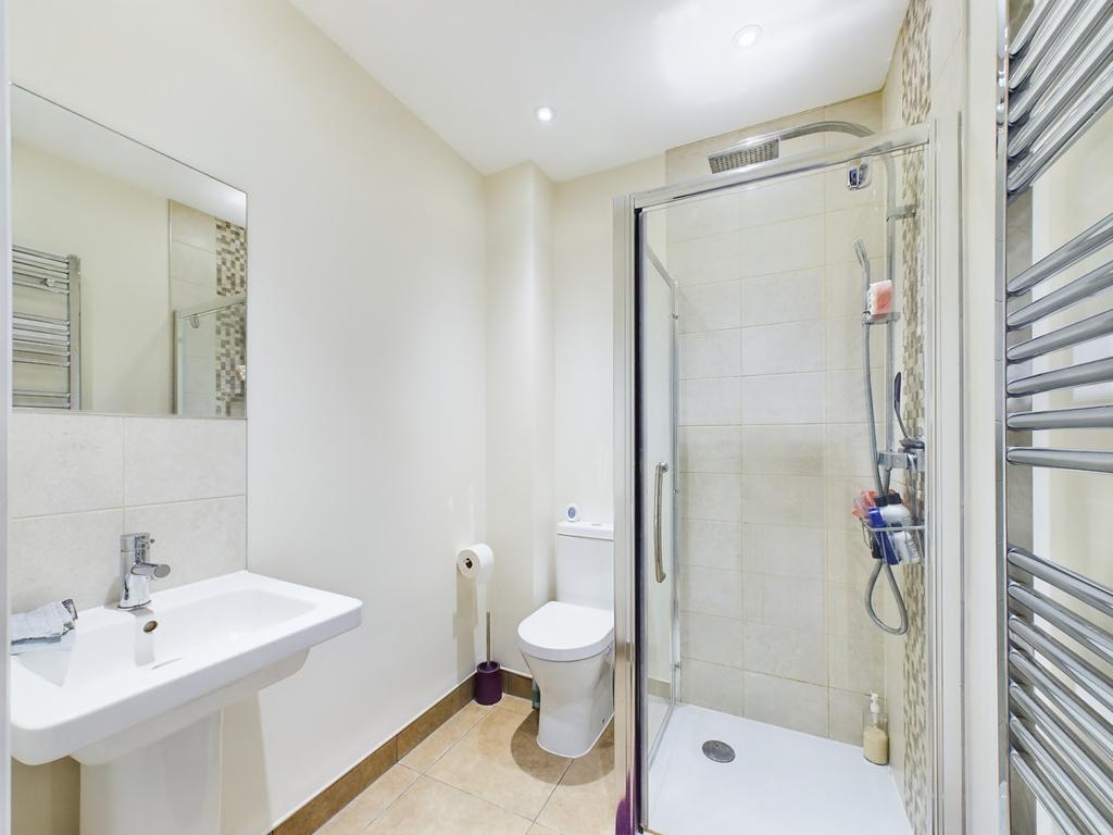 Ensuite