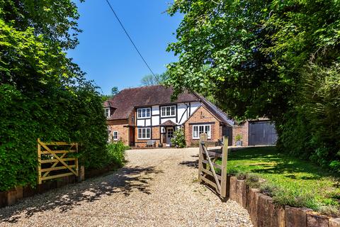 4 bedroom detached house for sale, Lynwick Street, Rudgwick, Horsham, West Sussex, RH12