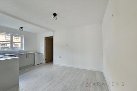 2 bedroom apartment to rent, Ash Walk, Wembley HA0