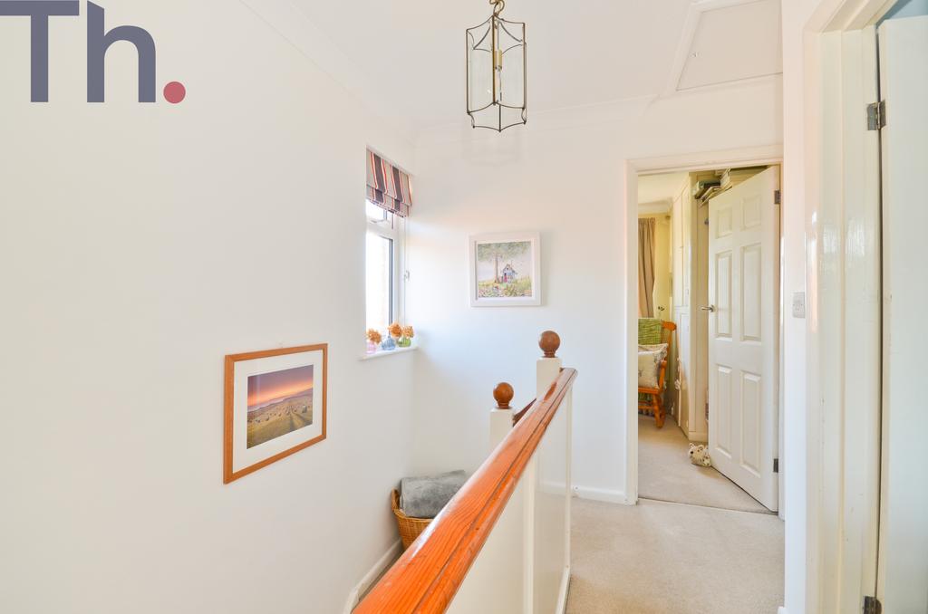 First Floor Landing (2).JPG
