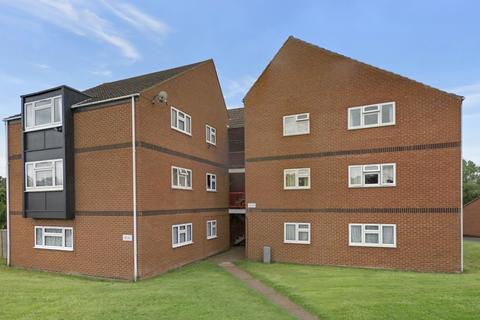 2 bedroom flat for sale, Heathfield Drive, Monkton Heathfield, Taunton, Somerset