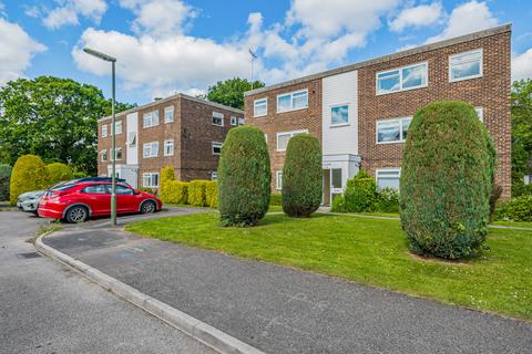 2 bedroom flat for sale, Thornton Close, Guildford, GU2