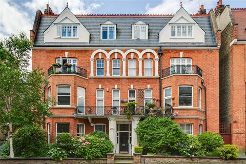 4 bedroom penthouse to rent, Antrim Road, London NW3