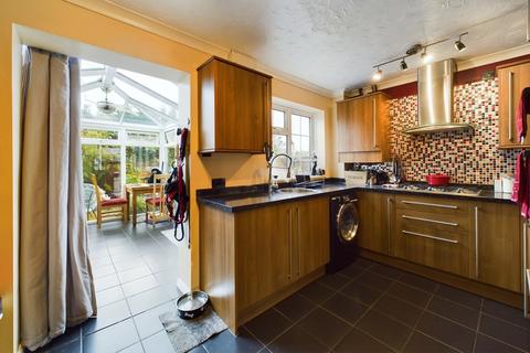 2 bedroom end of terrace house for sale, Woodlands Drive, Thetford