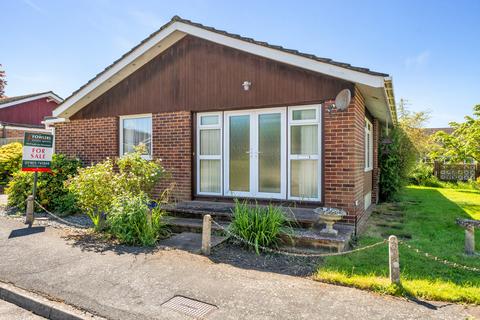 4 bedroom detached bungalow for sale, Henfield