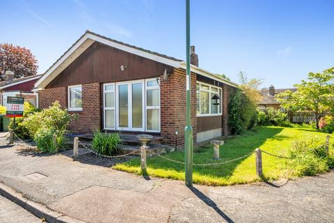 4 bedroom detached bungalow for sale, Henfield