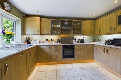 4 bedroom townhouse for sale, Coopers Rise, Close to the Rye