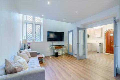 2 bedroom mews for sale, Gilbert Scott Court, Whielden Street, Amersham, Buckinghamshire, HP7