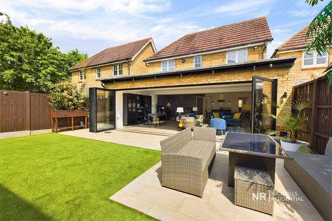 4 Grapsome Close, Chessington, KT9 2SG
