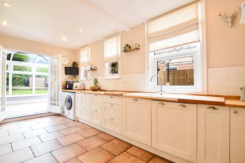 61 Nelson Road, Worcester, WR2 5BL