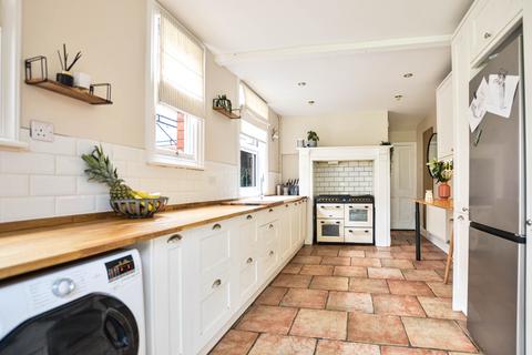61 Nelson Road, Worcester, WR2 5BL