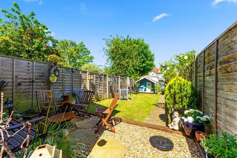 43 Mellows Road, Wallington, SM6 8PS