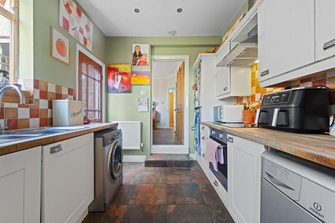 43 Mellows Road, Wallington, SM6 8PS