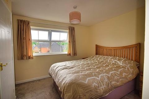 2 bedroom end of terrace house to rent, Charterhouse Drive, Solihull B91